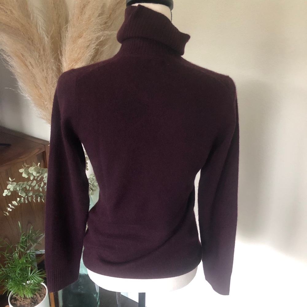 J. Crew Cashmere Burgundy Turtleneck Sweater - SzS - Picture 5 of 8